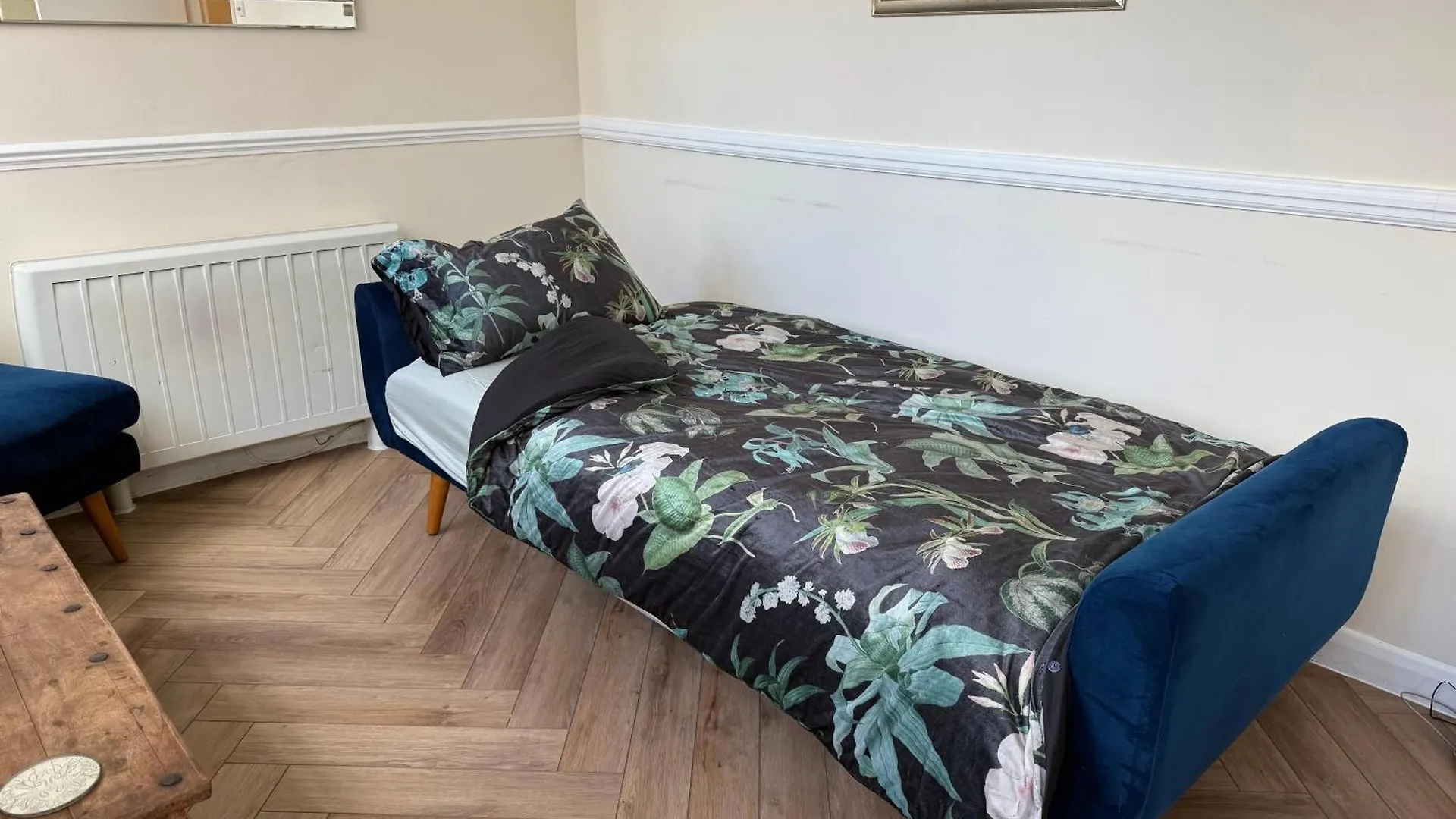 Royal Pavilion Garden Apartment With Parking Brighton